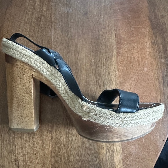 Hunter Gonave black leather, Wood block heel sandal size 7 - Picture 4 of 10